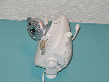 Safe&Sound Full Color Video and Audio Monitor