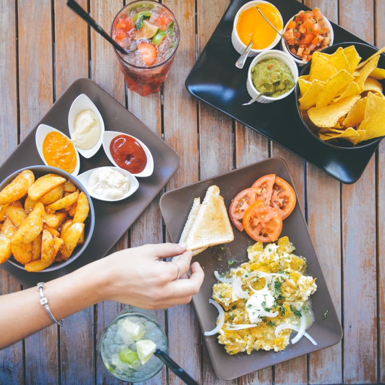  5 Easy Ways to Balance Work and Home Life Take Lunch Break