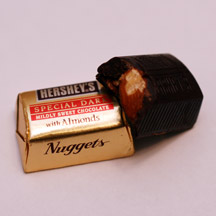 Hershey's Special Dark Chocolate with Almonds Nuggets