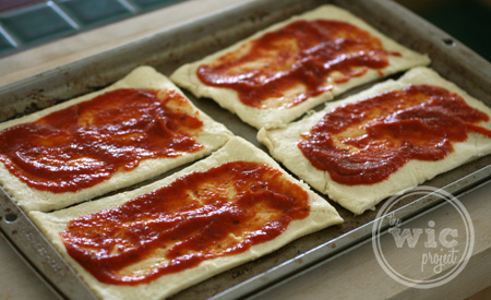 Crescent Pizza Pocket Sauced
