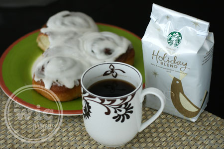 The Delicious Pairing of Starbucks Holiday Blend and The Bakery at Walmart