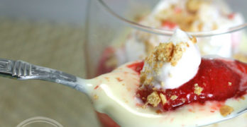Strawberry Lemonade Pie Sundae