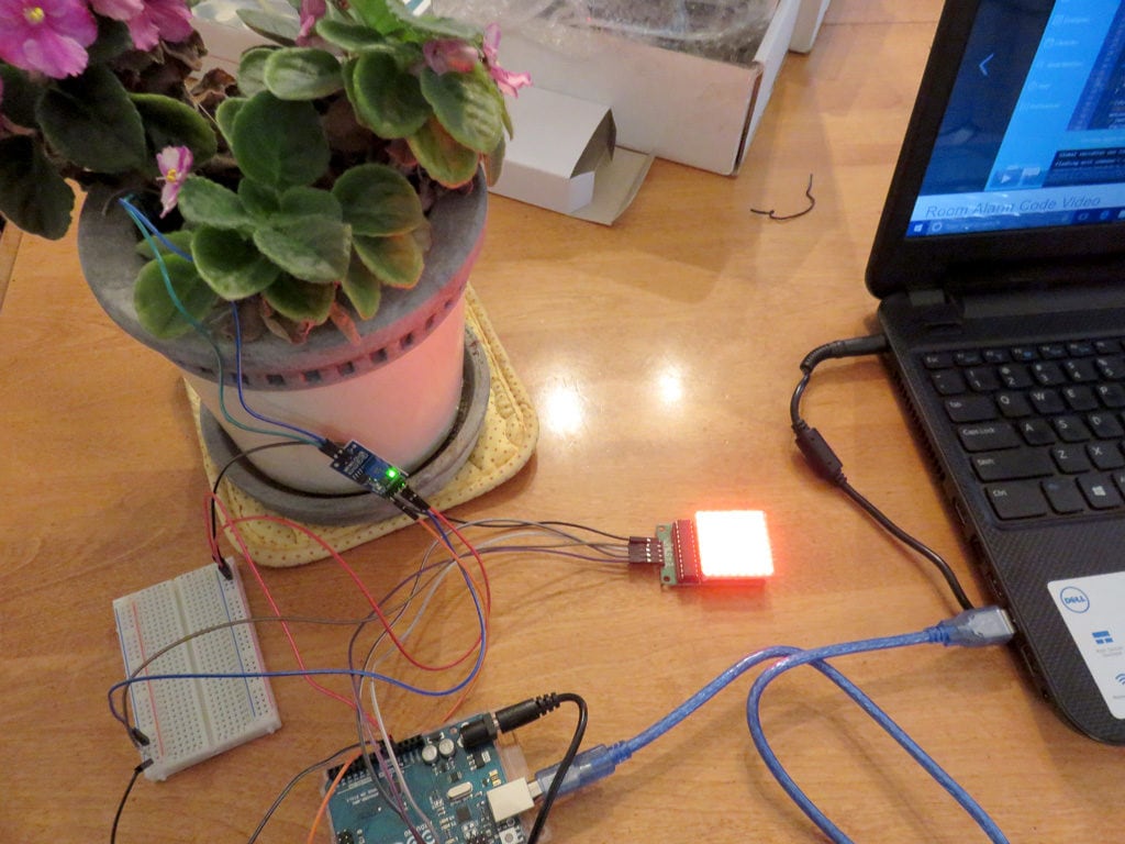 MakeCrate Soil Moisture Monitor