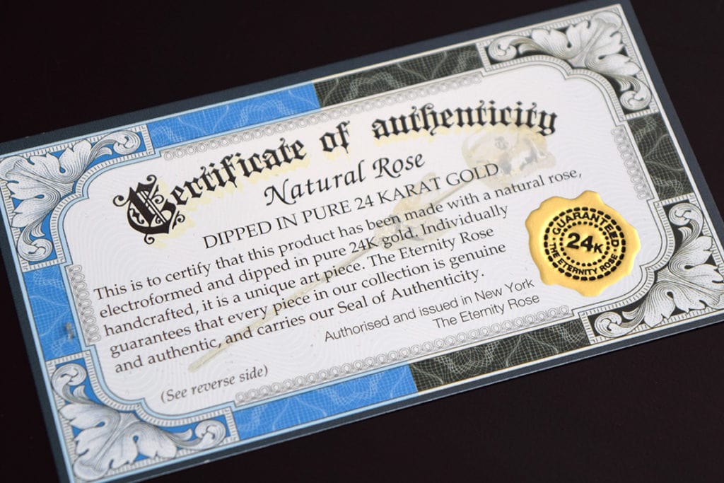 The Eternity Rose – A Precious Gift Loved Ones Will Cherish