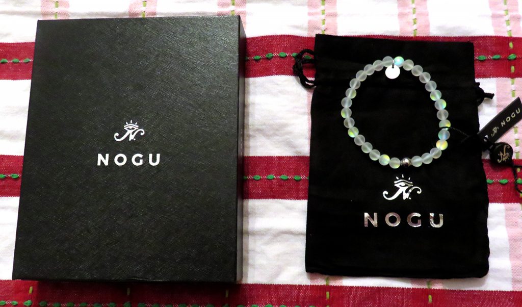 NOGU Mermaid Glass Bead Bracelets Glow and Reflect Light