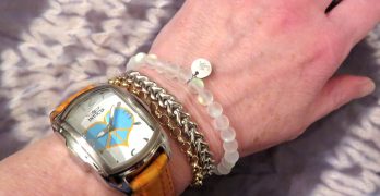 NOGU Mermaid Glass Bead Bracelets Glow and Reflect Light