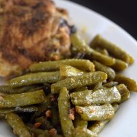 Butter & Garlic Canned Green Beans - A delicious and easy-to-make side dish made with canned green beans, garlic, butter, and seasonings.