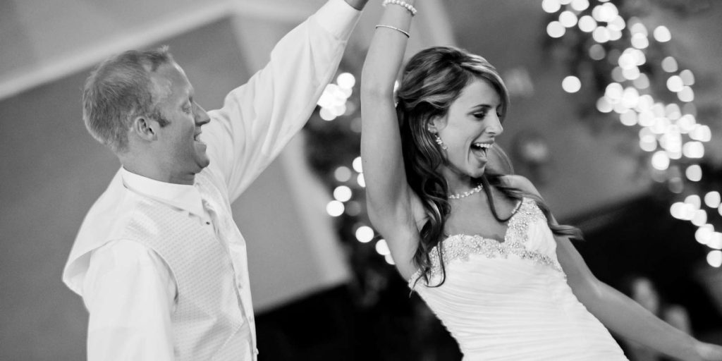 Awesome Songs Every Wedding Should Play
