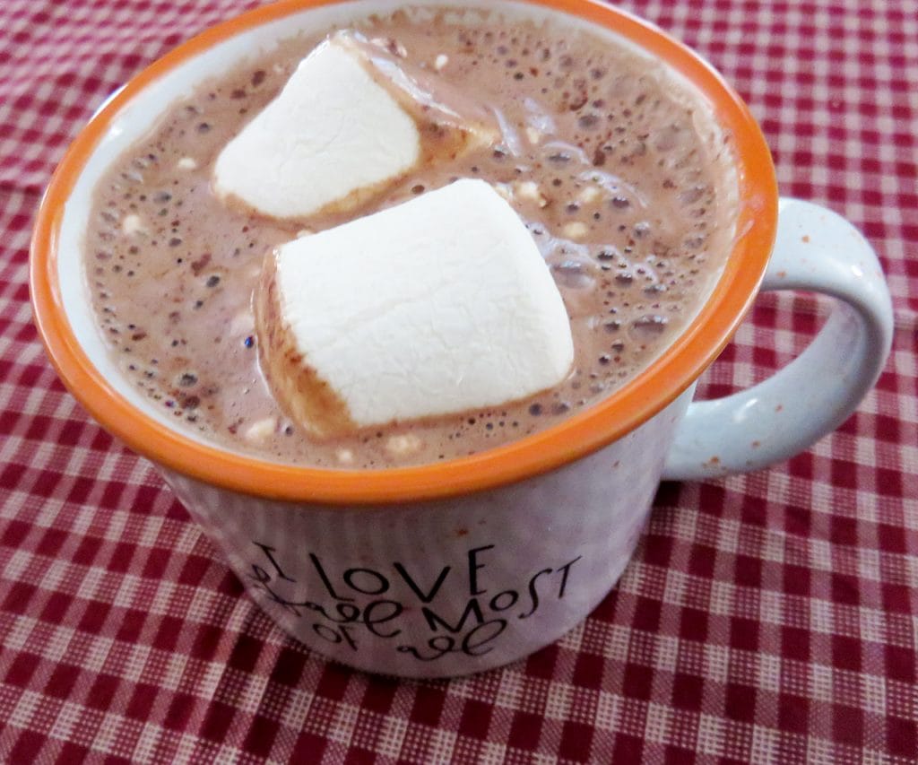 Stuffed Puffs Marshmallows in Hot Chocolate