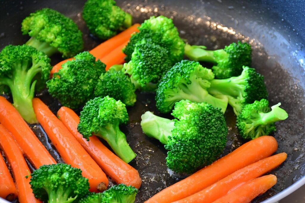 carrots, yellow beets, vegetables, carrot, food, vitamins, meal, fresh, bio, cook, yummy, vegetarian, vegetable plants, market fresh vegetables, orange, healthy, nourishment, vegan, ingredients, vegetable pan, raw, blanched, grill, steam, vegetables, vegetables, vegetables, vegetables, vegetables, carrot, vegan