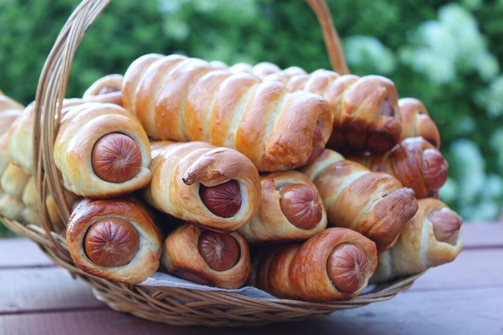 hot dogs, pigs in a blanket, nature, snack, picnic, summer, food